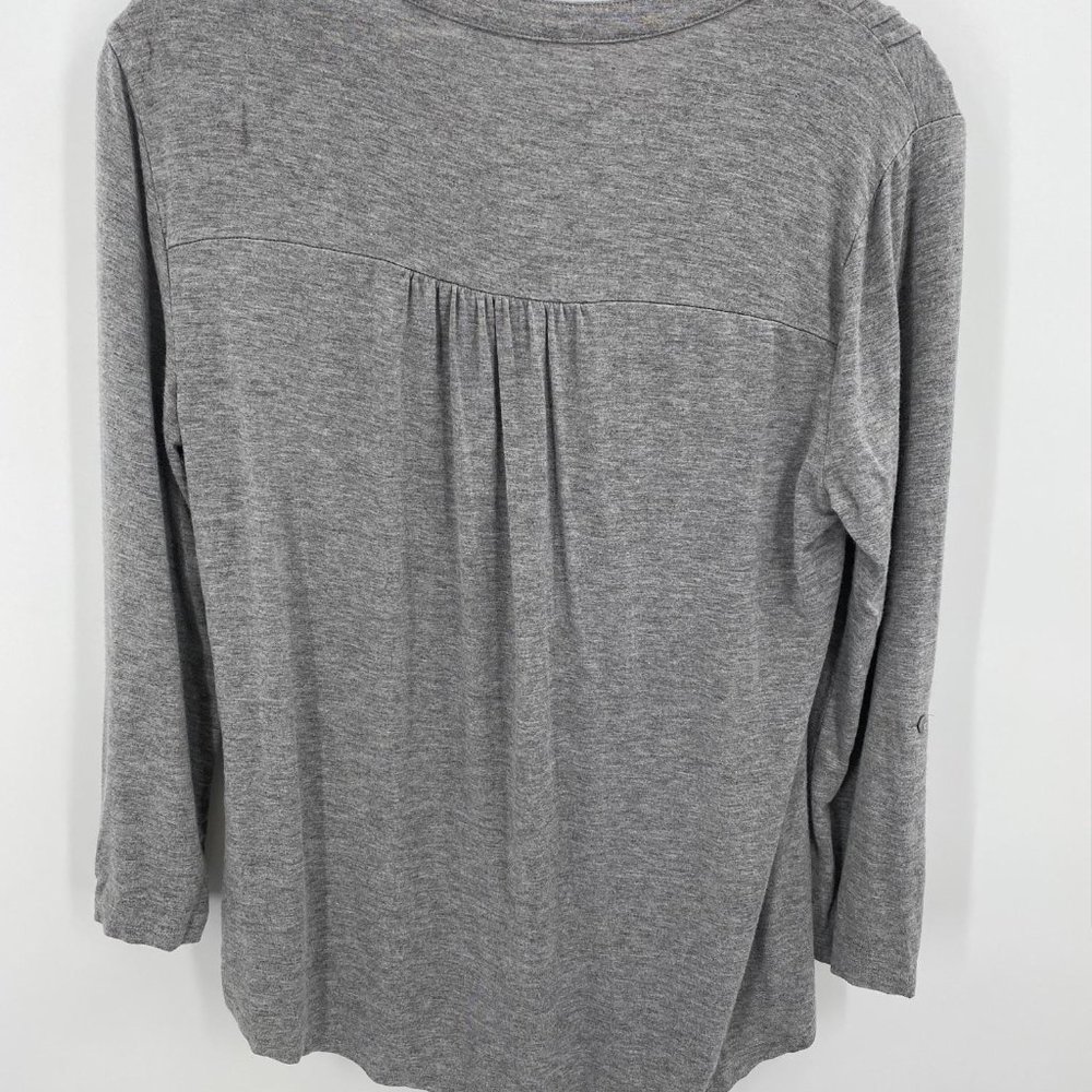 GRAY PLEATED LOOSE FIT LONG SLEEVE SHIRT - Picture 2 of 3
